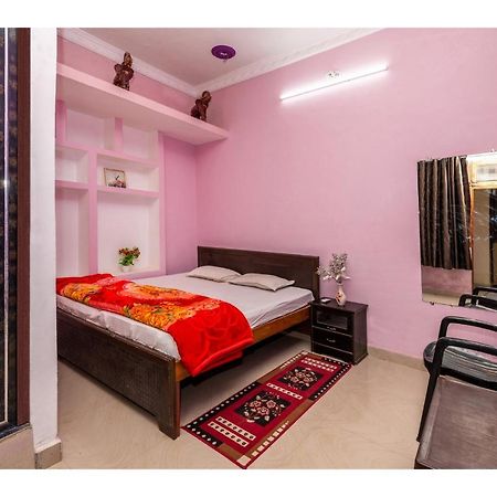 Shree Ram Homestay Орчха Экстерьер фото